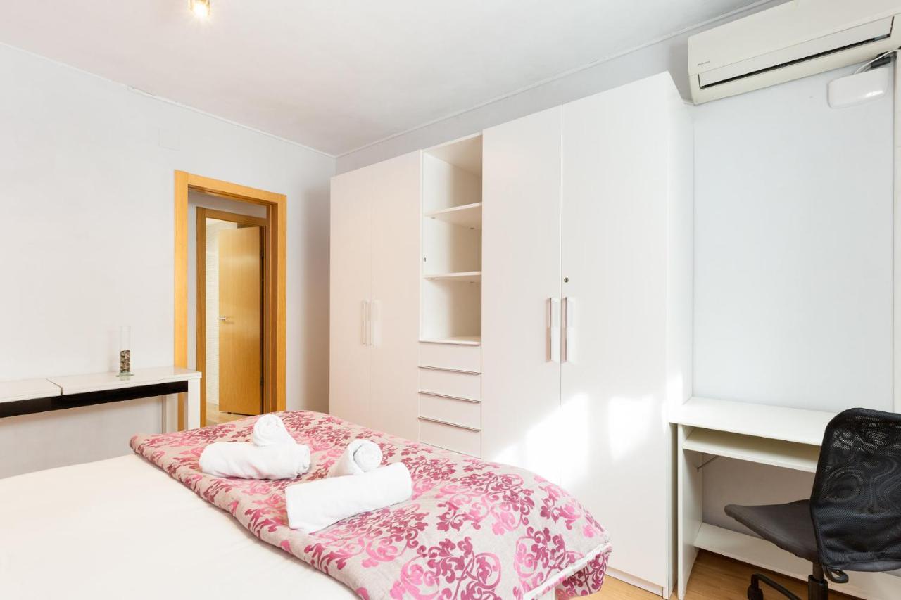 Stay U-Nique Apartments Radas II Barcelona Bagian luar foto